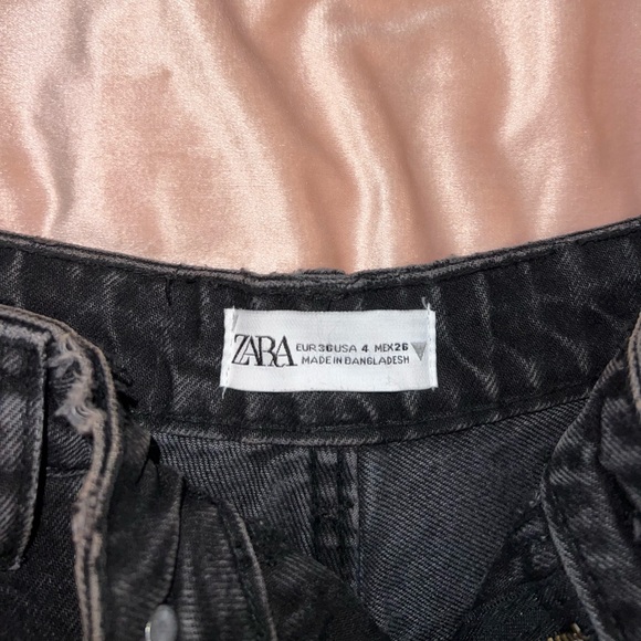 Zara Mid Thigh Shorts! These are black denim, and a size 4 - Picture 3 of 3